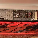Opia Hotel