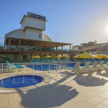 Hotel Opia *
